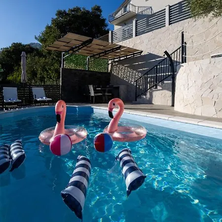 Klara - Makarska By Guide Villa